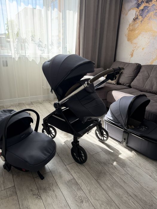 Коляска Kidilo 3 в 1 — полный комплект