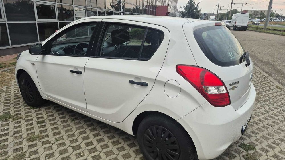 HYUNDAI i20 2013 — imagine 3