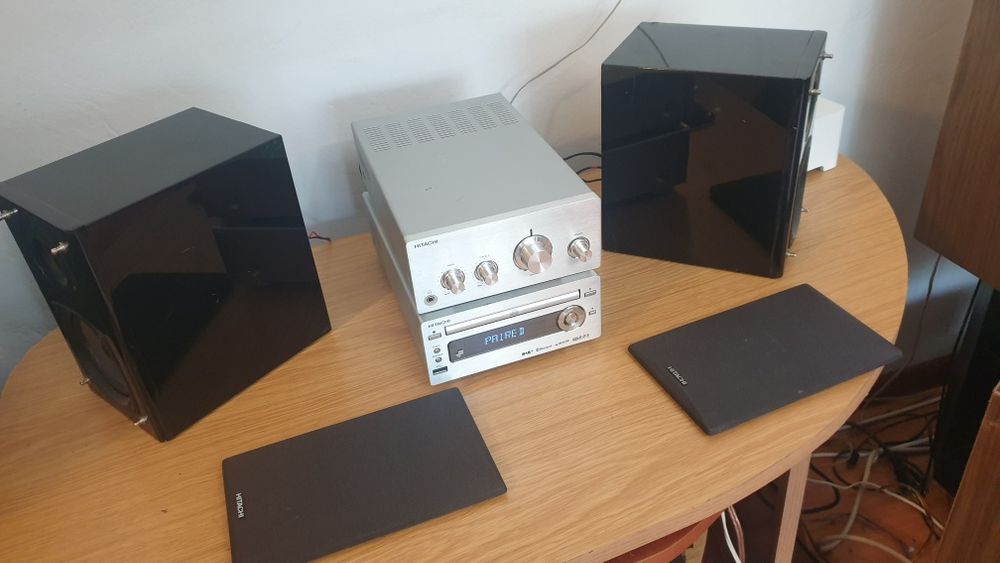 Minisistem Hitachi AXM-139E