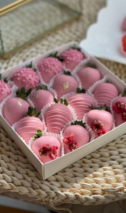 Клубника в шоколаде Алматы