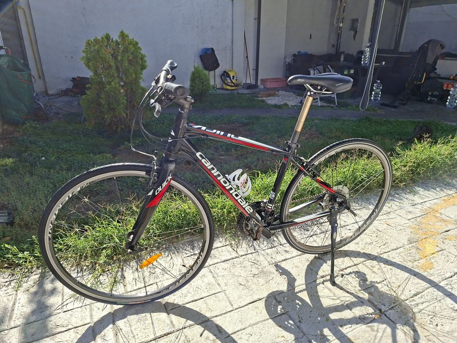 Bicicleta Cannondale impecabilă