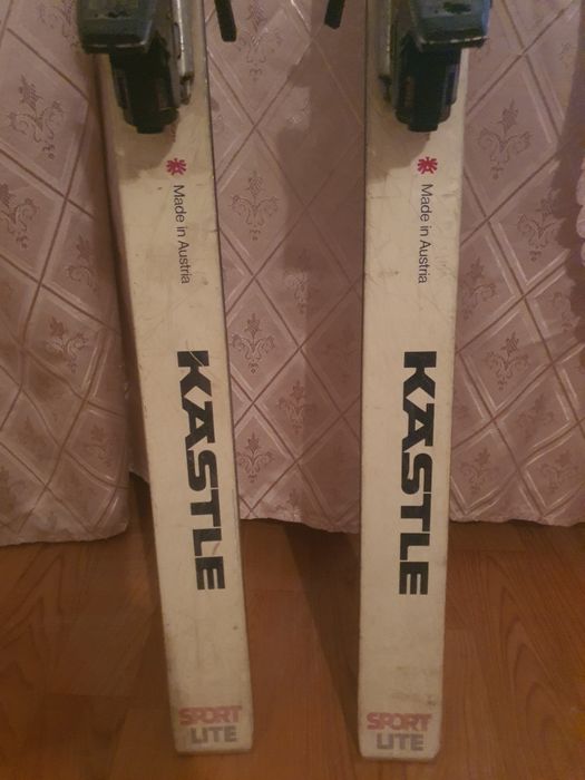 Продам лыжи б/у.