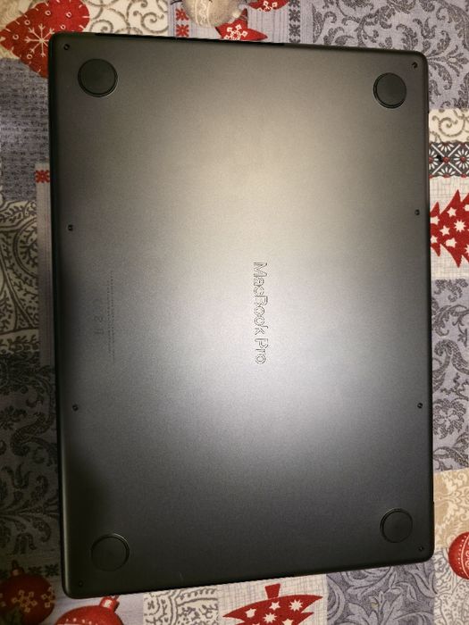 Macbook Pro 14" M4 512SSD 16RAM