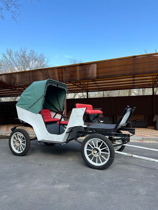 Повозка для лошади