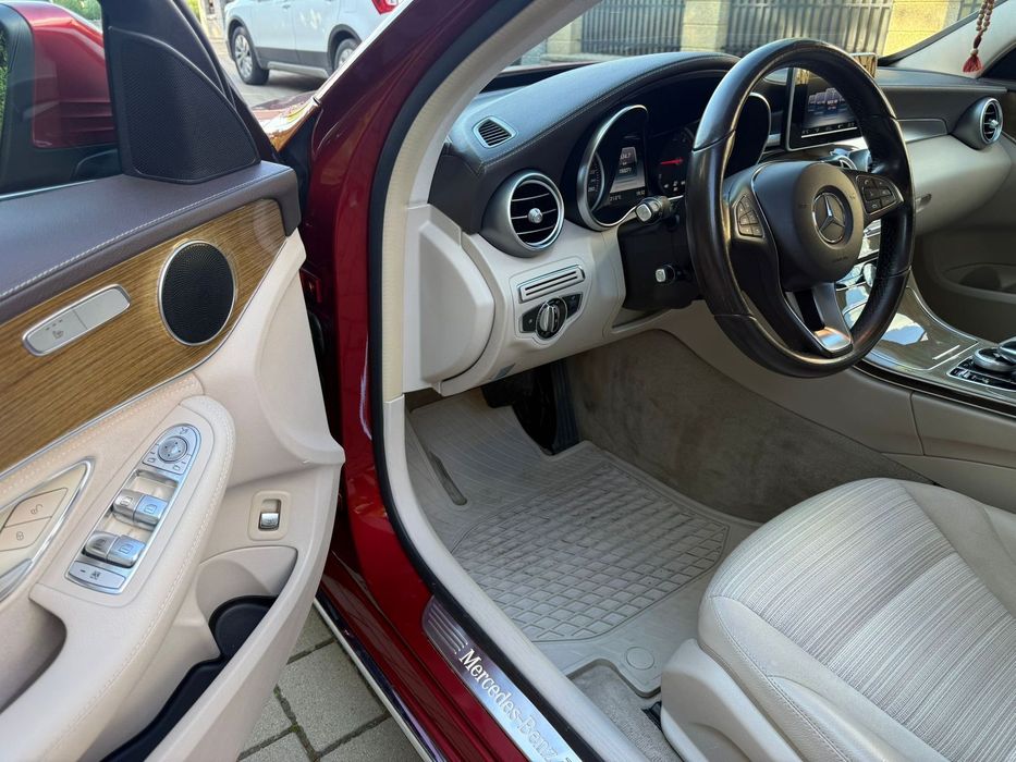Mercedes-Benz C