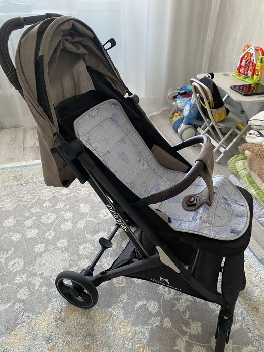 Продам коляску в хорошем состояний