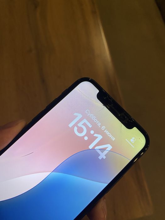 Продам iPhone Xs 64Gb