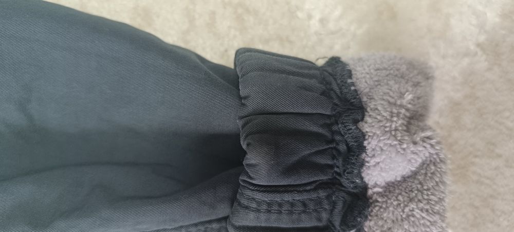 Продам утеплённые штаны новые