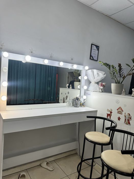 Продаются Барный стулья.