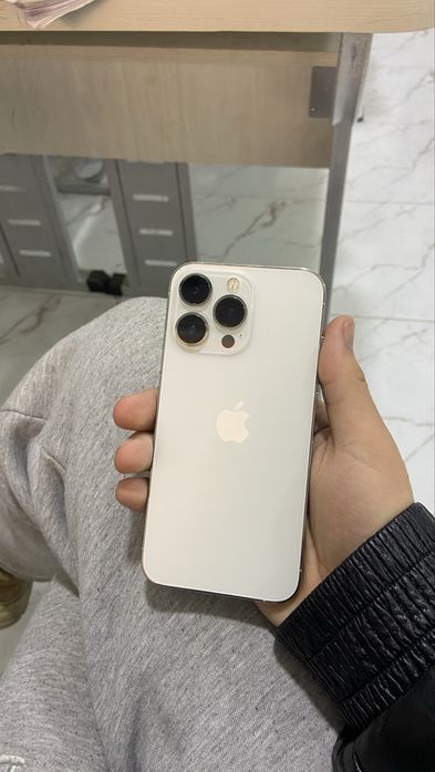 Iphone 13 pro and 11