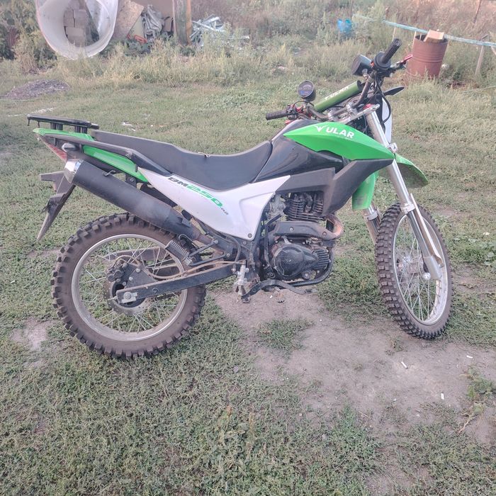 Мотоцикл ULAR 250