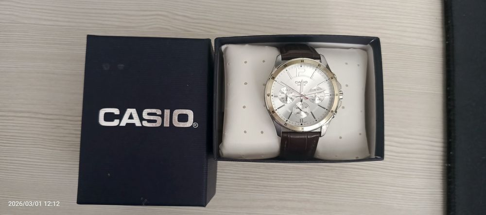 Продам часы Casio