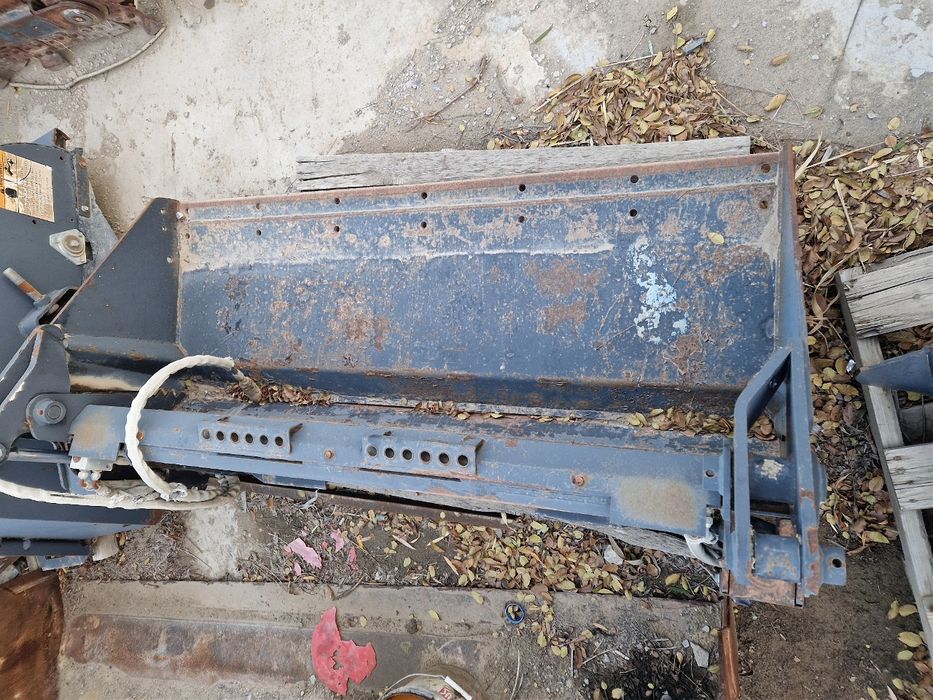 Навесное оборудование на Bobcat