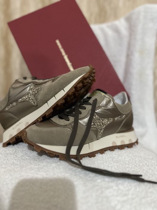 Дамски маратонки AMA BRAND 36 Номер