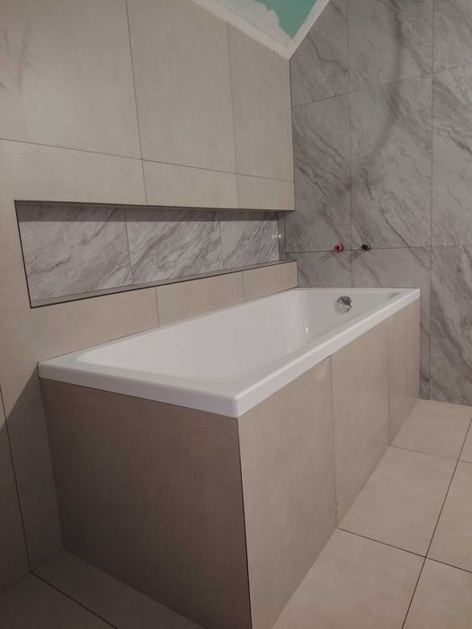 Meseriaș montaj gresie ,faianta