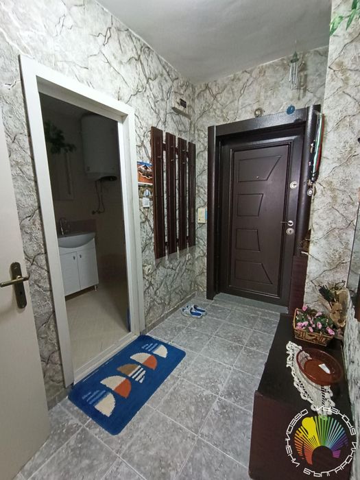 Дава се под наем Двустаен апартамент в Бургас, Център - 50 кв.м за 408 € - Снимка #6