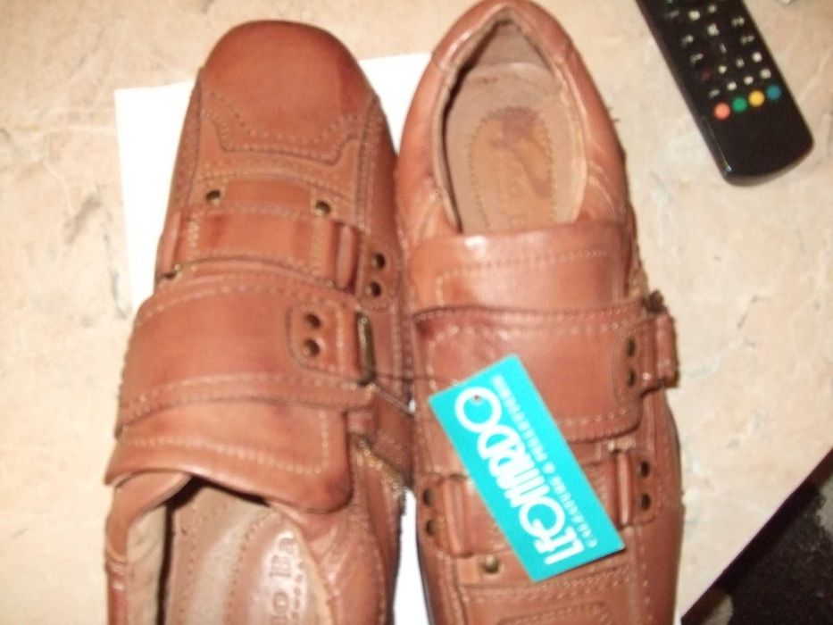 Pantofi Leonardo din piele