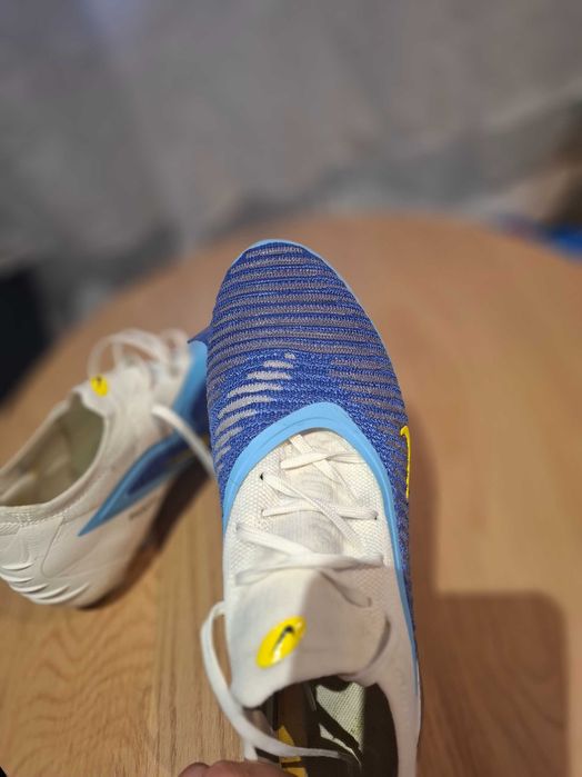 Nike Phantom Elite low Lv8