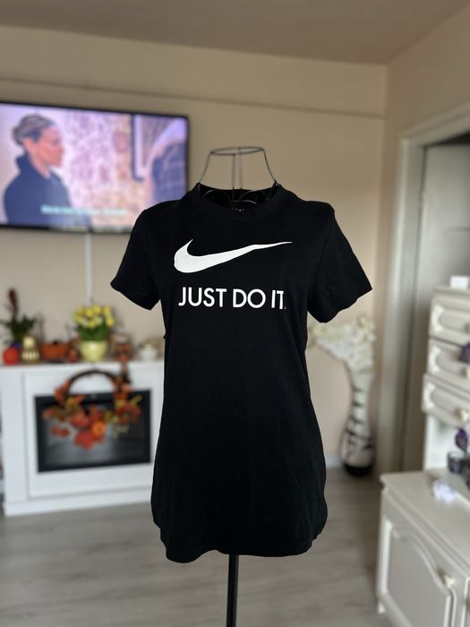 Tricou marimea M, Nike, nou