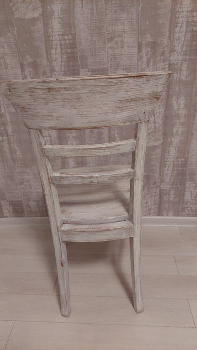 Трапезен стол от бук