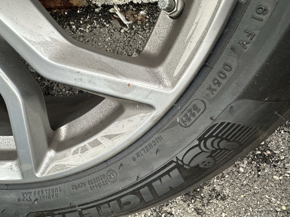 Roți iarnă BMW Michelin PilotAlpin 245/50 R19 X3/X4 - G - aproape noi