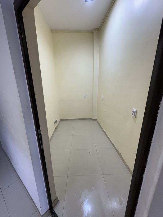 Închiriez spatiu comercial