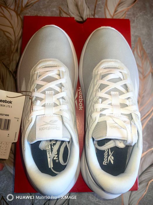 Нови Маратонки Reebok