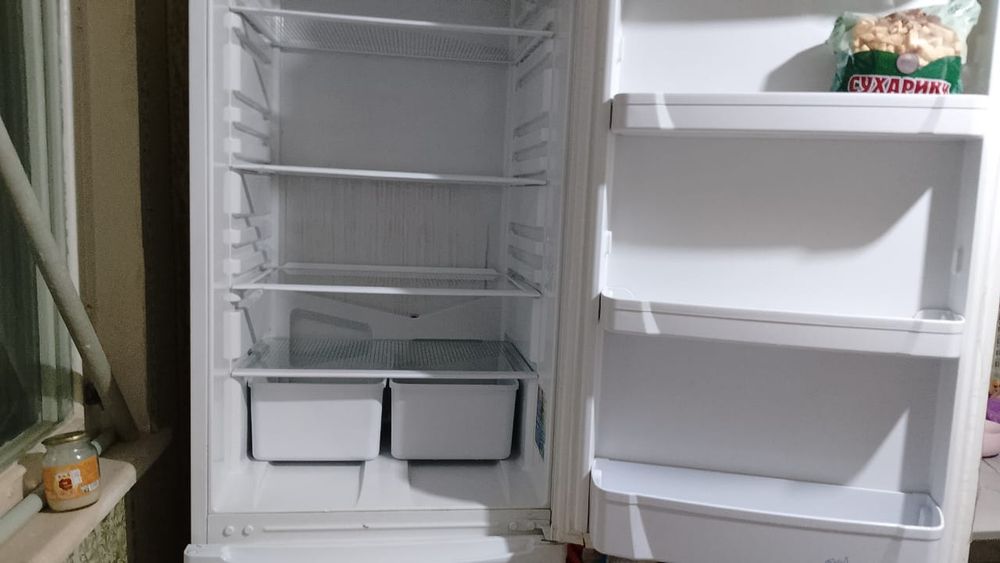 Холодильник сатылады