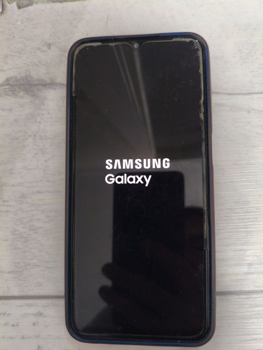 Продаю телефоны Самсунг