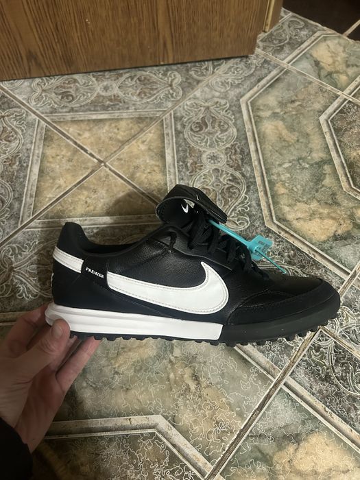 Сороконожки Nike кеды