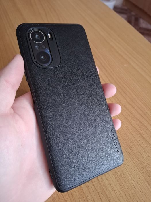 Продам Poco f3 8/256