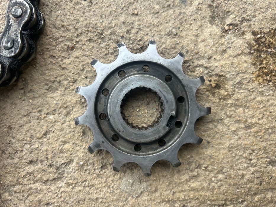 Венци и верига за супермото