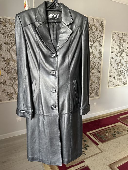 Плащ кожаный женский