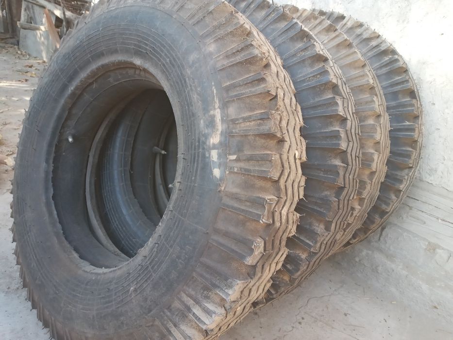 Автомашина шинаси Балон  камири билан  сотилади.турт дона Уаз га тушад