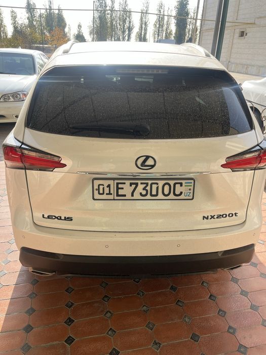 Продается Лехус  нх200