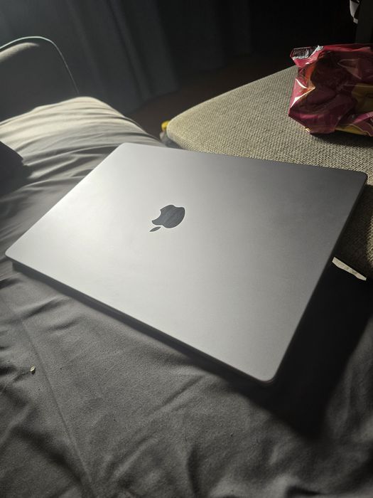 MacBook Pro 16 M1