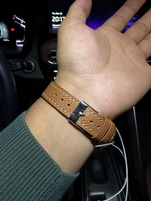 Срочно продам часы