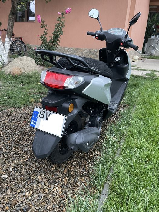Vând Scuter Apec  PS5