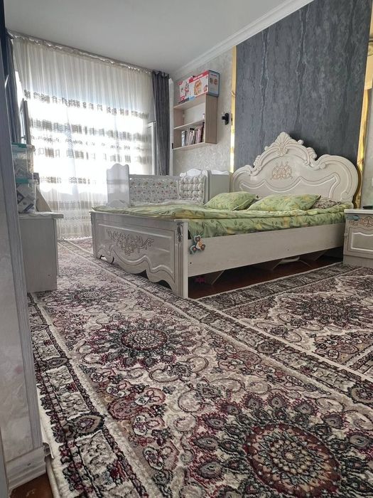Olmazor Qoraqamish 1/3  da 3 xonali uy  sotiladi