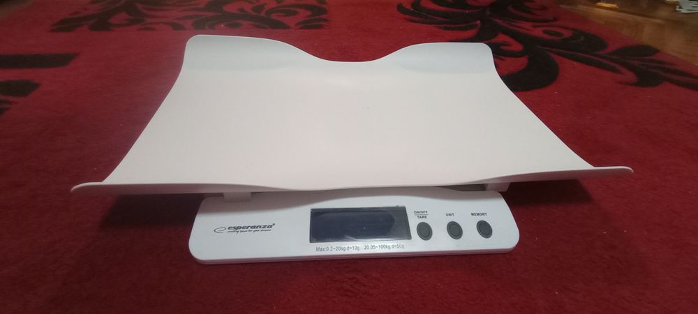 Бебешка везна,, бебешко гнездо, раница за бебе, повивалник за бебе