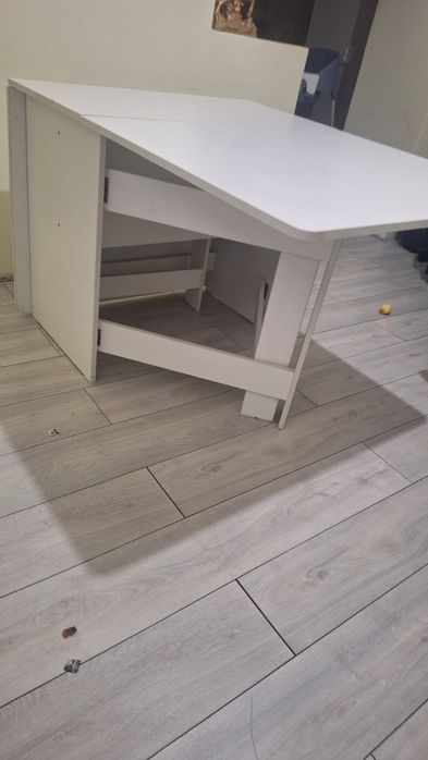 Продам книжный стол