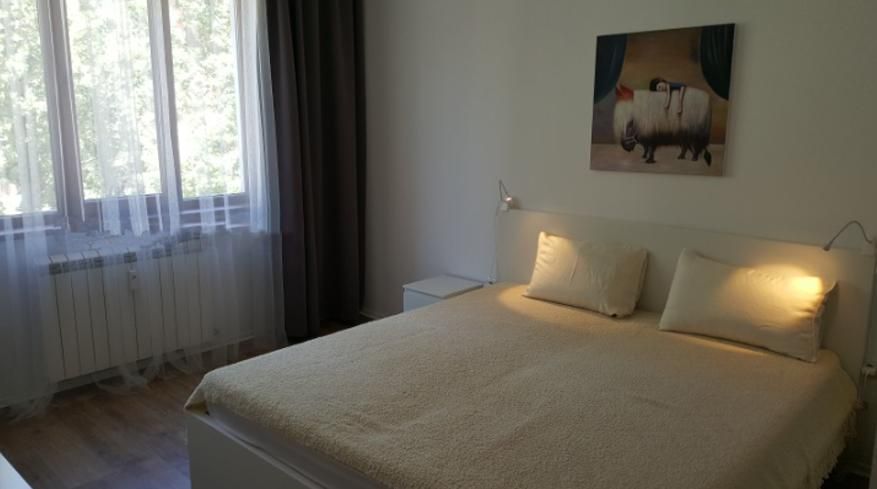 Дава се под наем Двустаен апартамент в София, Център - 82 кв.м за 846.6 € - Снимка #3