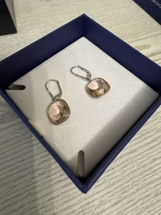 Обеци, Swarovski