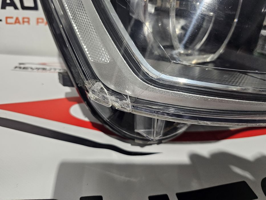 Far dreapta led adaptiv Bmw X3 F25 / X4 F26 cod 7401144