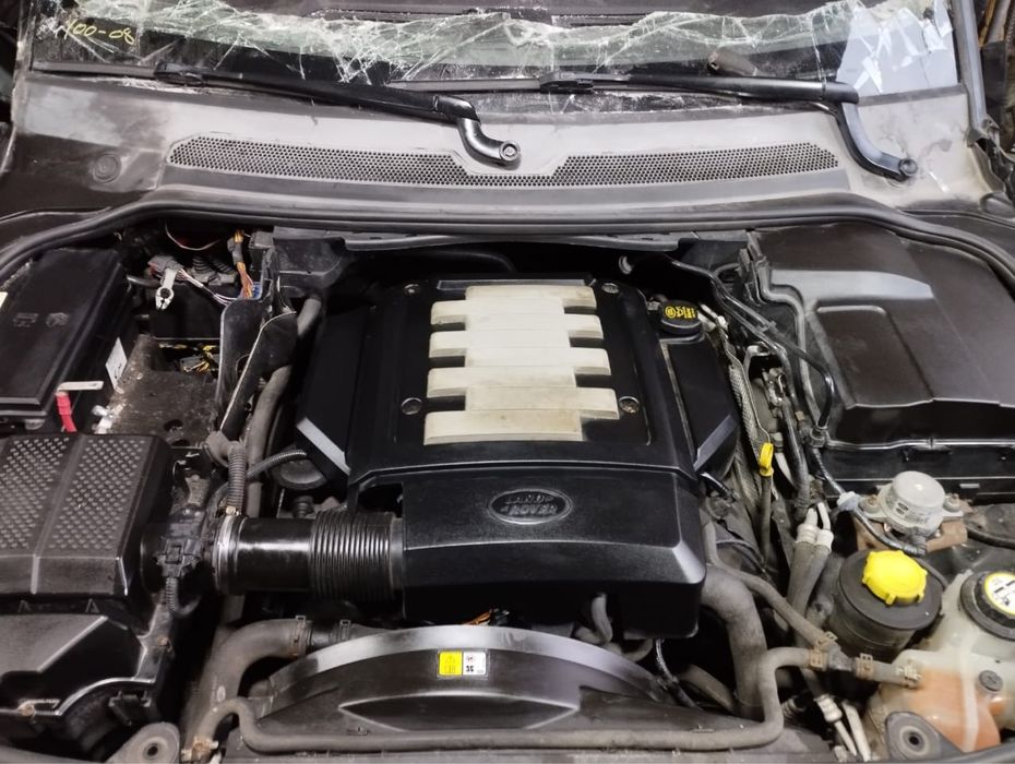 На разбор Land Rover Range Rover Sport L320.