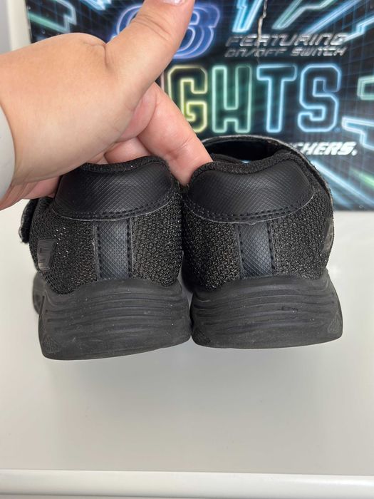 Adidași Skechers 30 EU (19cm)