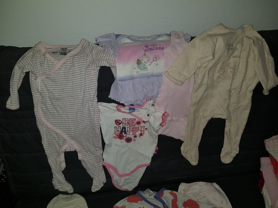 Лот 13 бебешки маркови дрешки за момиче 0-3 месеца, 56 см