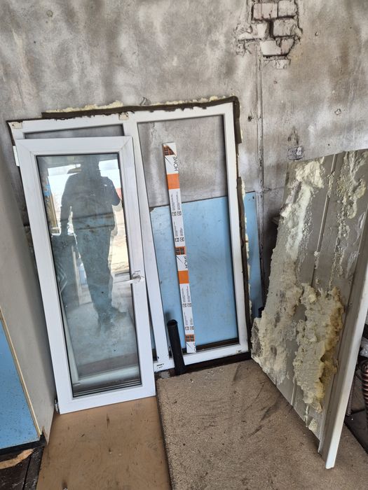 Пластиковое Окно в сборе