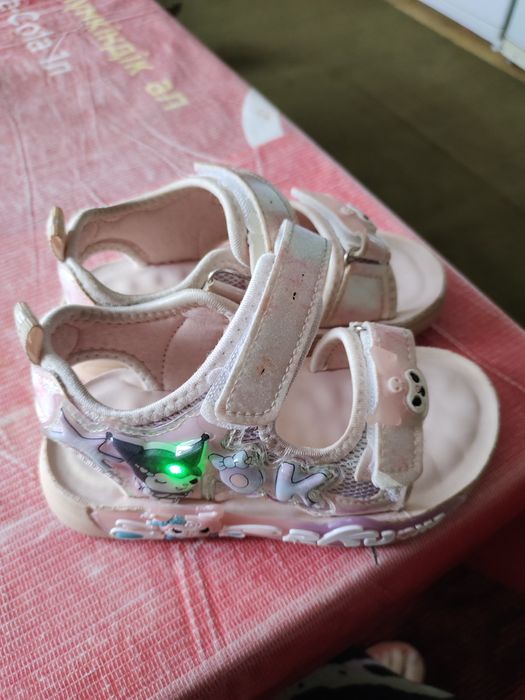 Сандали за 1000тг