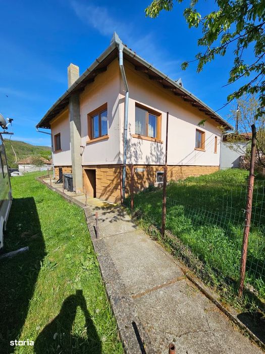 Casa Lunca  comuna Baita